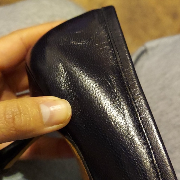 Manolo Blahnik - Picture 12 of 13